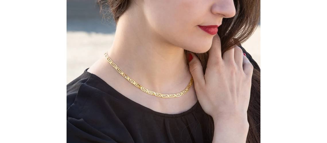 Tips to Style Your Greek Necklace for Any Occasion